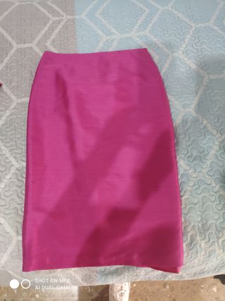 Conjunto de chaqueta y falda 