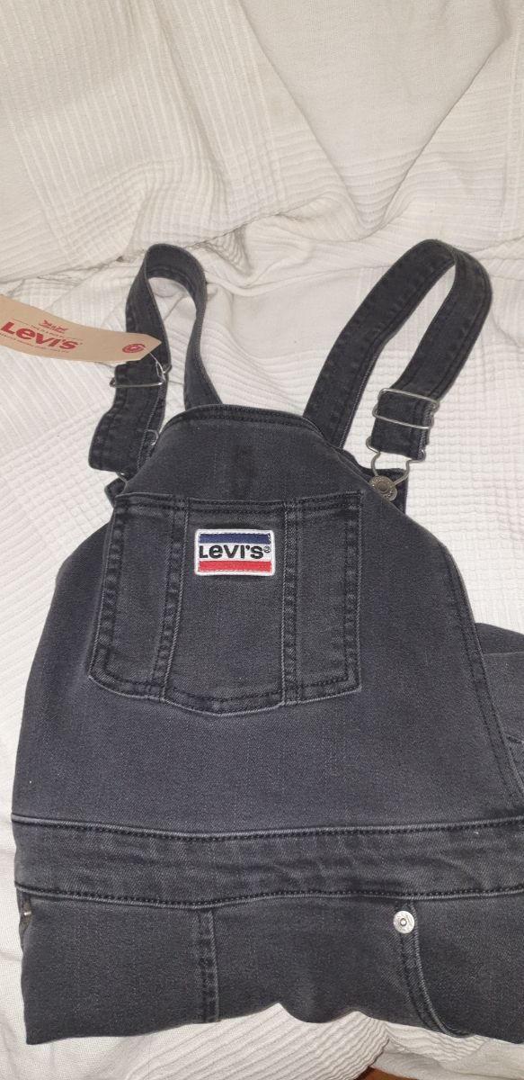 Peto Levis