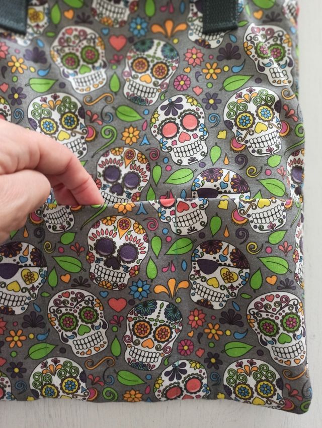 Tote bag con cremallera, forro y bolsillos