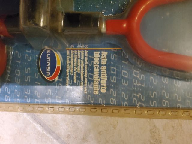 Asta antifurto bloccavolante universale