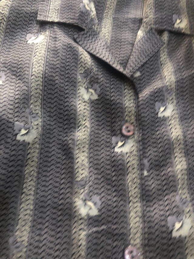 Camisa vintage tonos grises talla L aprox