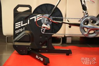 Rodillo entrenamiento Bici Elite Suito