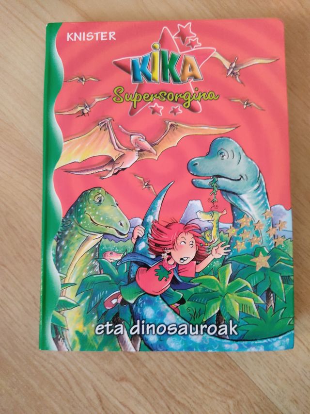 Kika Supersotgina eta dinosauroak