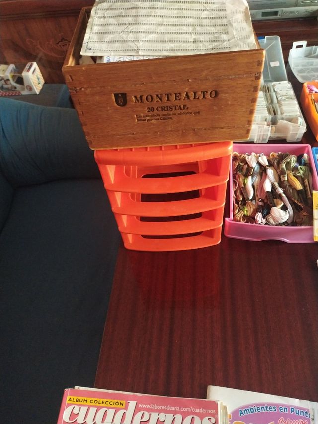 vendo conjunto de punto de cruz