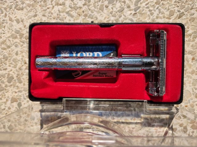 Maquinilla afeitar nueva