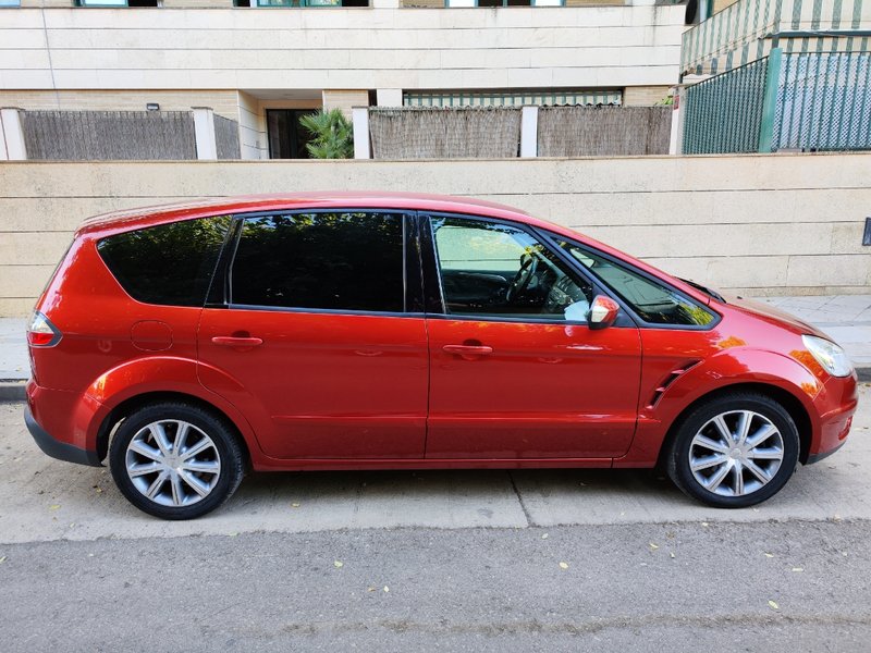Ford S-MAX 2007 - foto 1