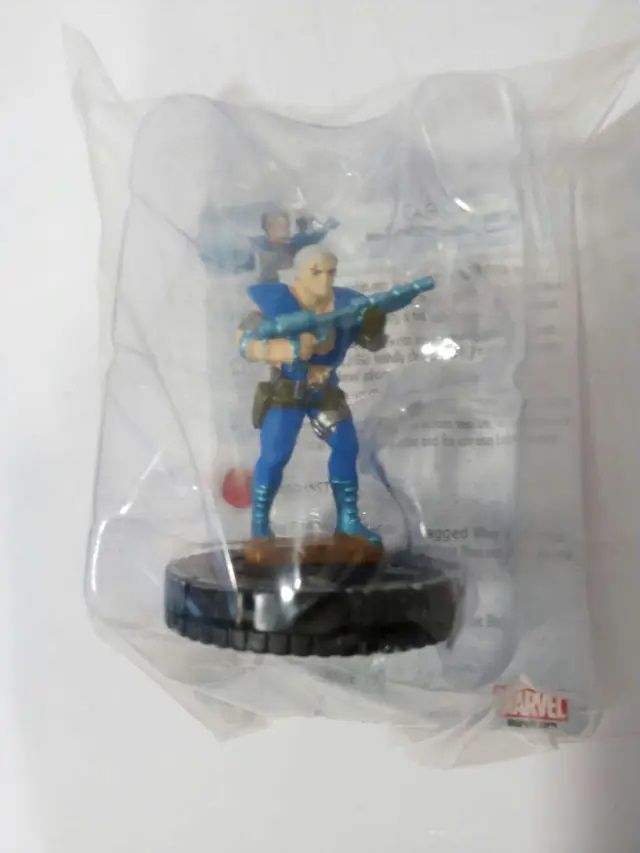 MINIATURA MARVEL DE CABLE (LIMITADA)