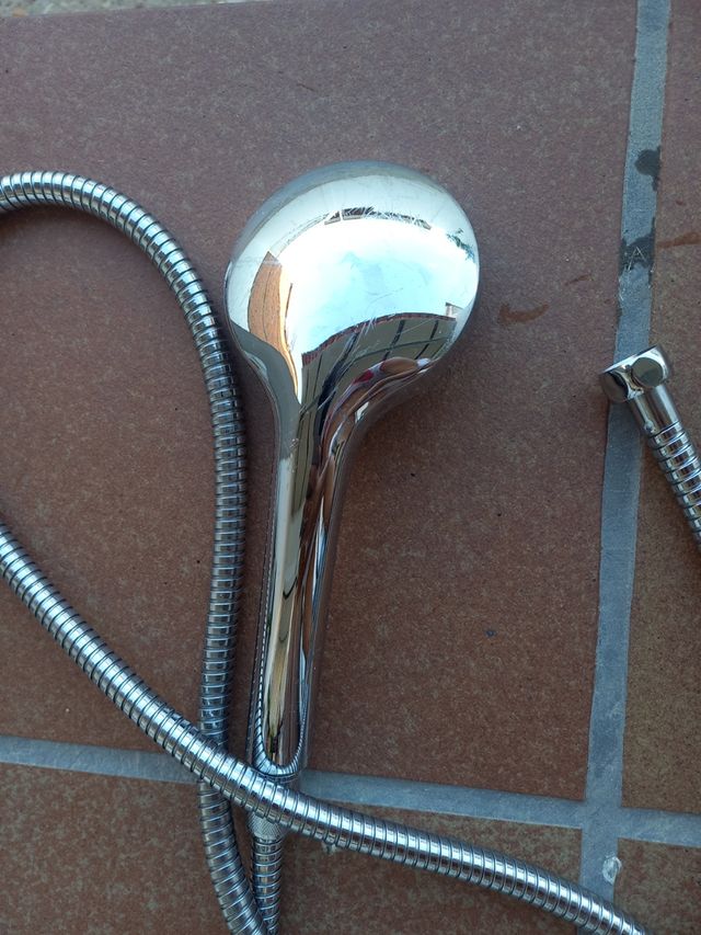 Flexo y alcachofa ducha