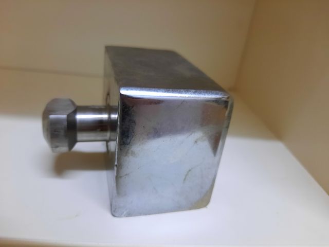 Cerradura seguridad suelo persiana loca