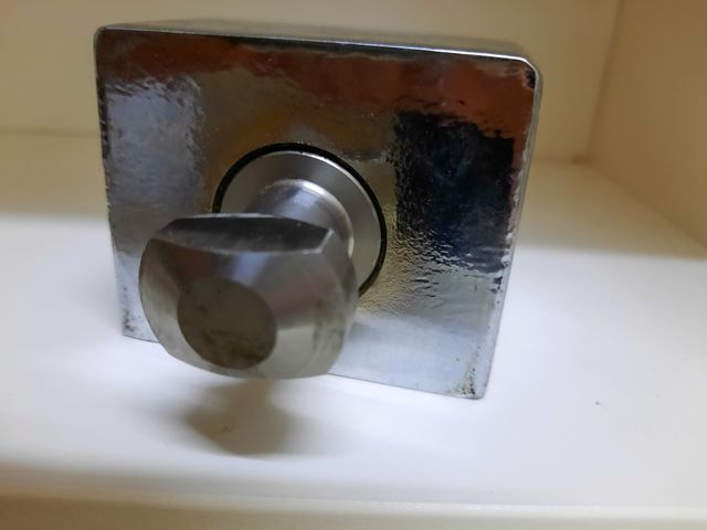 Cerradura seguridad suelo persiana loca