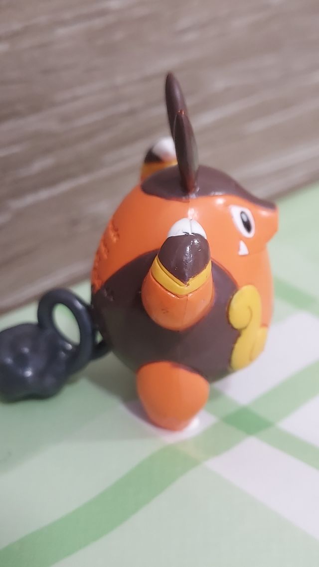 PIGNITE POKEMON NINTENDO  TOMY