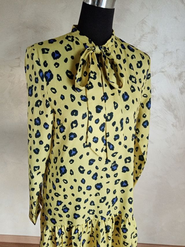 Abito MACULATO COME NUOVO