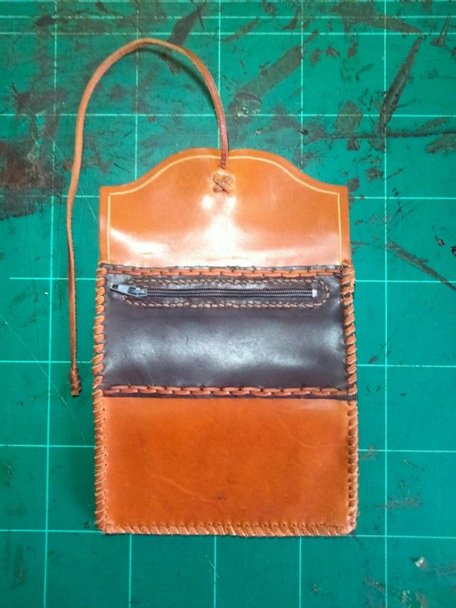 Pitilleras de tabaco de liar artesanal de cuero