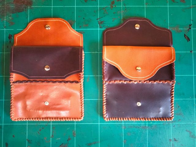 Pitilleras de tabaco de liar artesanal de cuero