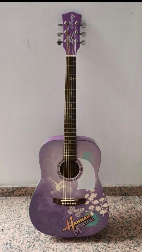 Guitarra acústica Hannah Montana