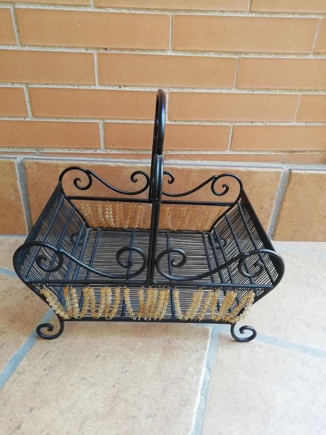 revistero vintage cuadrado