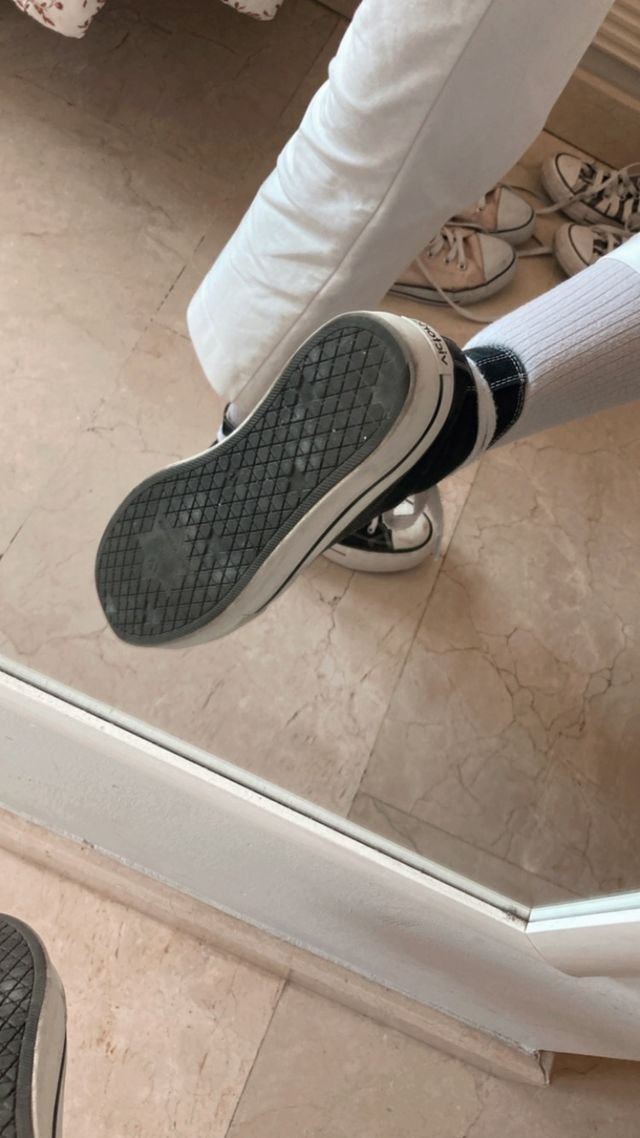 Victoria negras altas