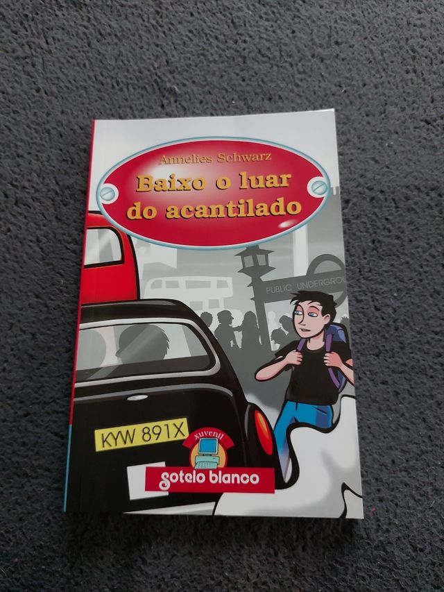 Baixo o lugar do acantilado