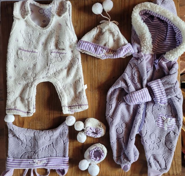 Bebé blandito + Ropita y conjuntos