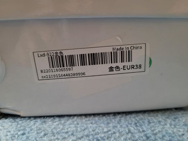 zapatos y bolso a juego