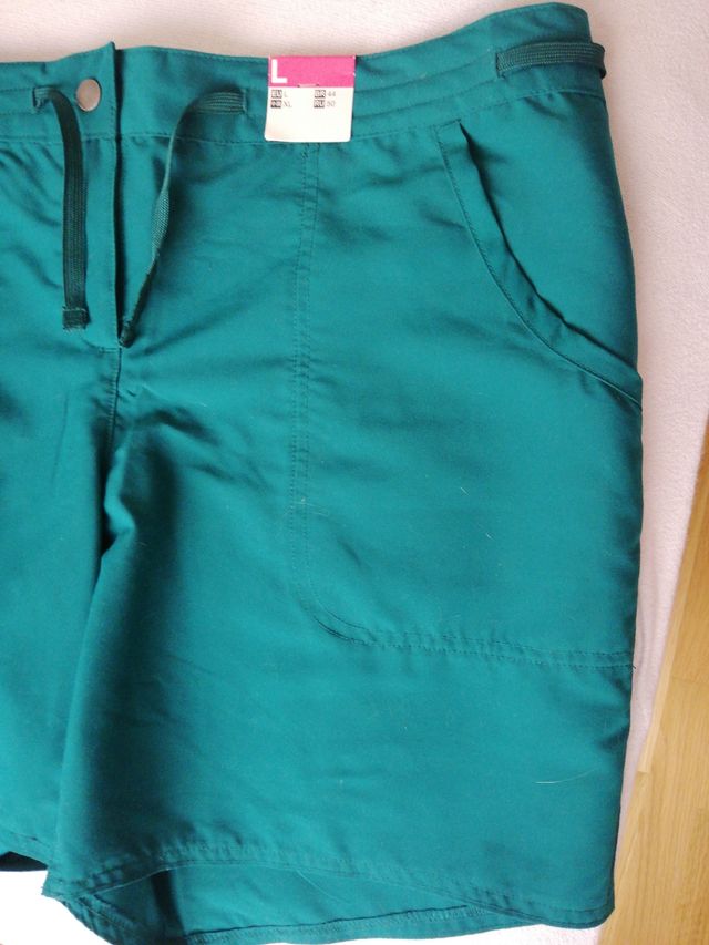 Pantalòn para piscina-playa a estrenar.