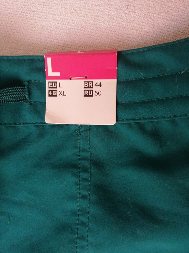 Pantalòn para piscina-playa a estrenar.