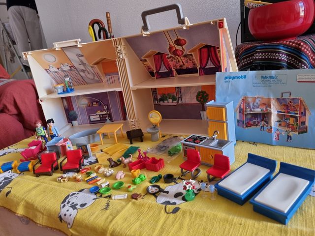 casa maletín playmobil