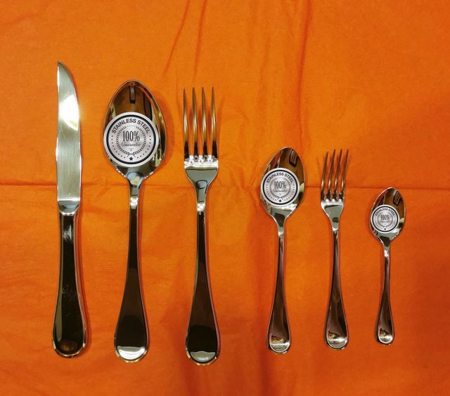 CUBERTERÍA CRUZ DE MALTA - MOD. NURIA 8200 -