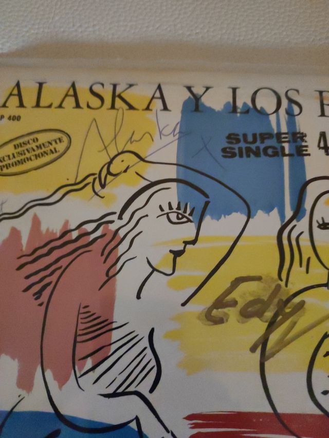 ALASKA Y LOS PEGAMOIDES