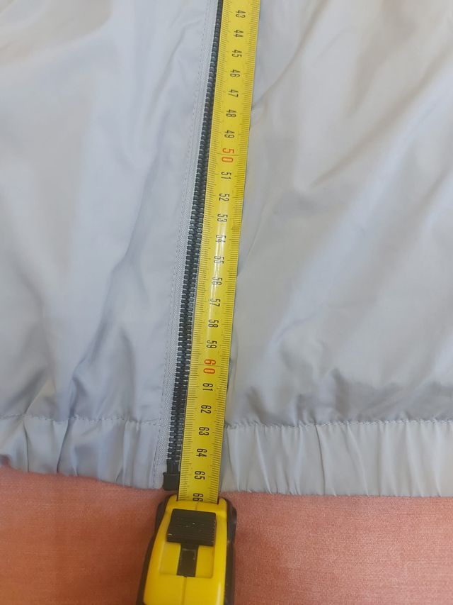 Cazadora ligera.  Talla 14-15 años