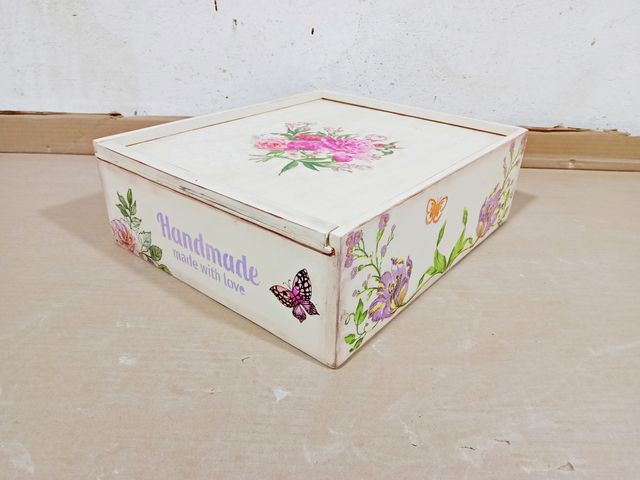 Caja costurero