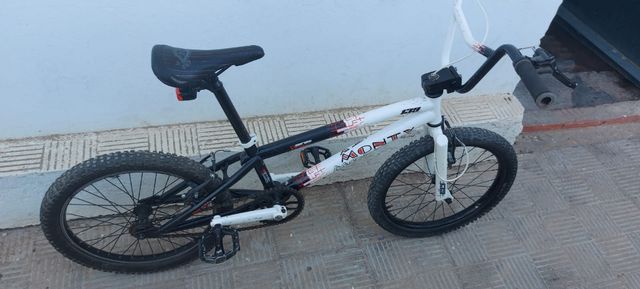 Monty bicicleta