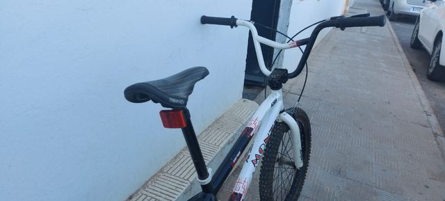 Monty bicicleta