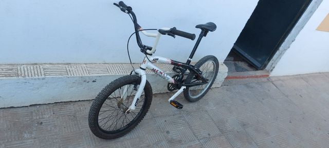 Monty bicicleta