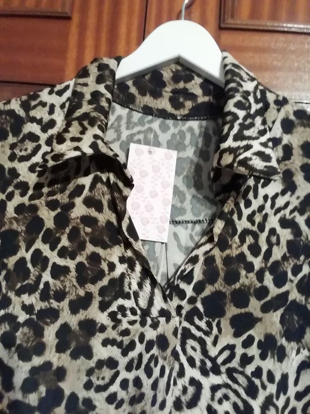 Lote de 2 vestidos camiseros nuevos con etiqueta