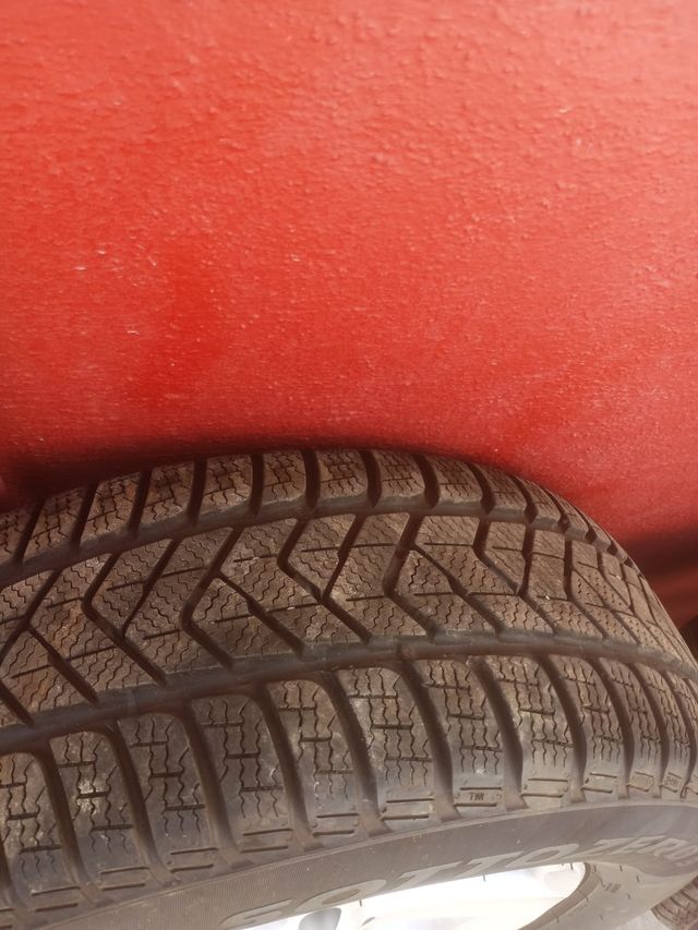 Llantas y neumáticos 215/65R16