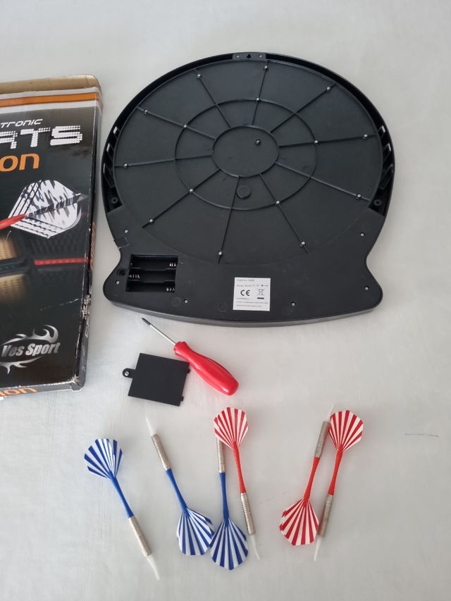 DARDO Juego de dardos electrónico con 6 dardos
