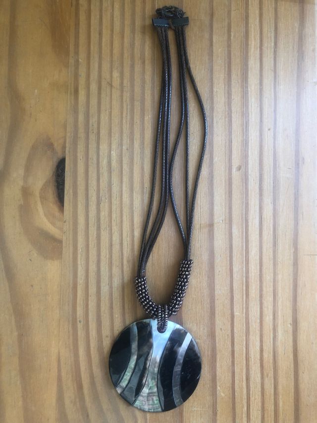Collar abalorio concha