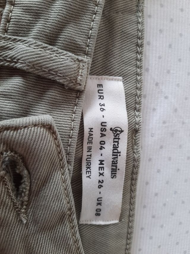 Jeans verdi Stradivarius