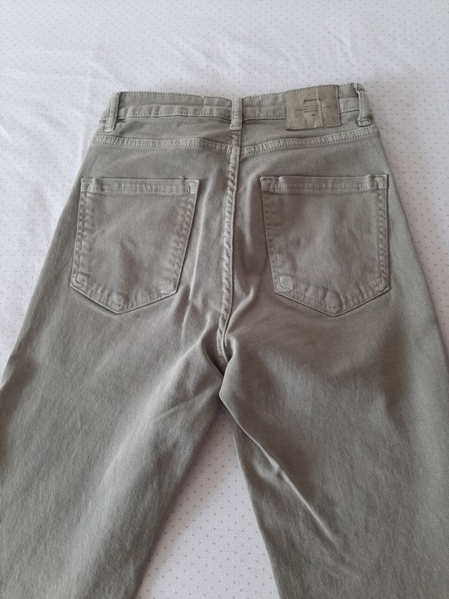 Jeans verdi Stradivarius