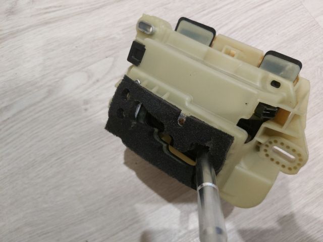 Selector de marchas automática A2032670327