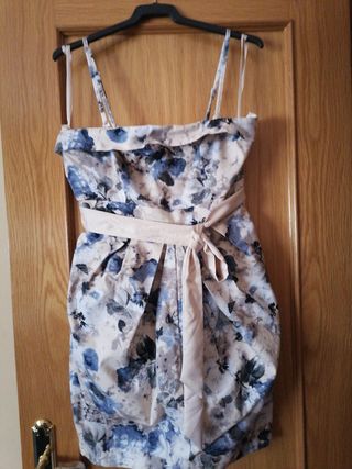 Conjunto de vestir dos piezas, vestido y chaqueta 