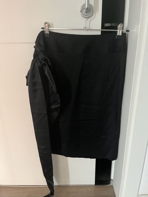 MASSIMO DUTTI - FALDA TUBO - TALLA 38 - NUEVA