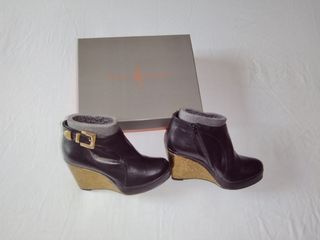 botines de piel marca Rebeca Sanver nuevo N°40