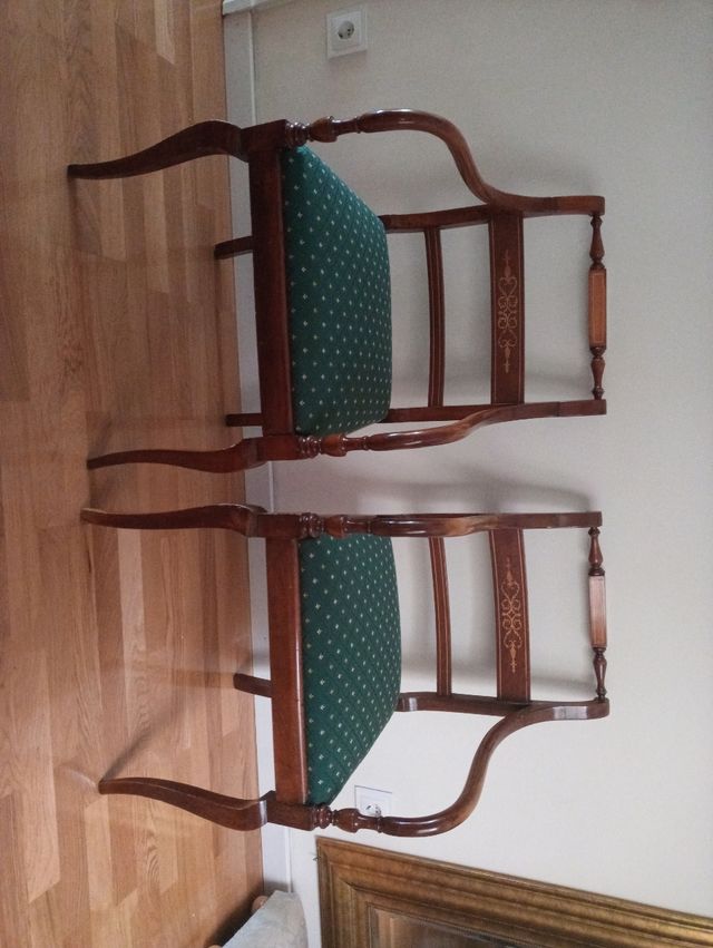 Pareja elegantes sillones antiguos.marqueteria.