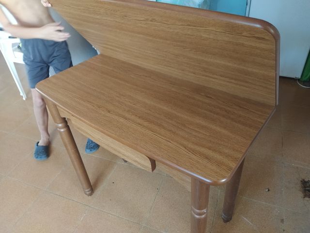 vendo mesa de cocina plegable 