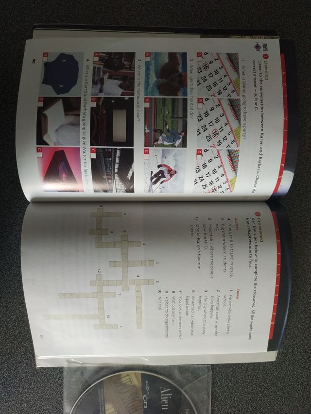 ALIEN ALERT IN SEATLE. ED. BLACK CAT . GINA CLEMEN