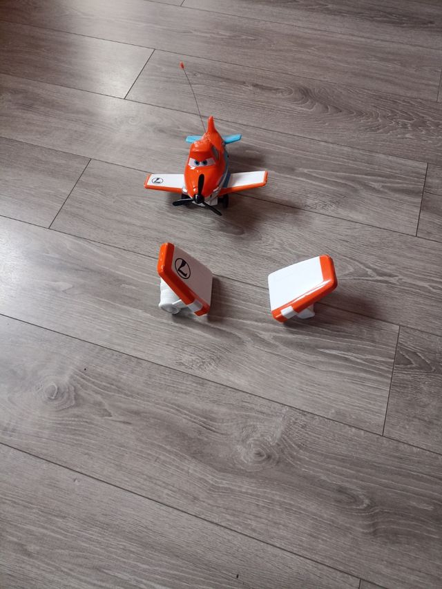 Avión radio control