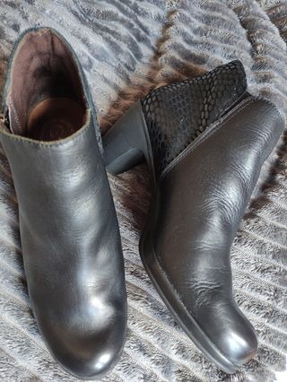 Botines de piel negros combinados talla 38