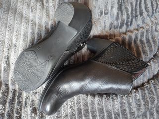 Botines de piel negros combinados talla 38